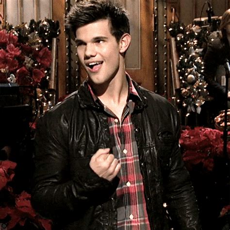 Taylor Lautner Gif Find Share On Giphy