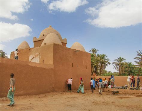 Construcción Tradicional En Tierra En El Desierto Del Sáhara