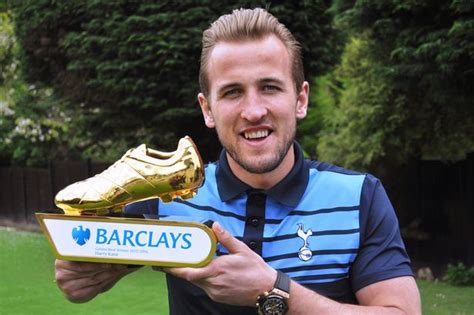 Until 2016 the award was sponsored by the competition's title sponsor, barclays, before in 2017 it was past winners. Harry Kane admits Premier League Golden Boot is a "dream ...