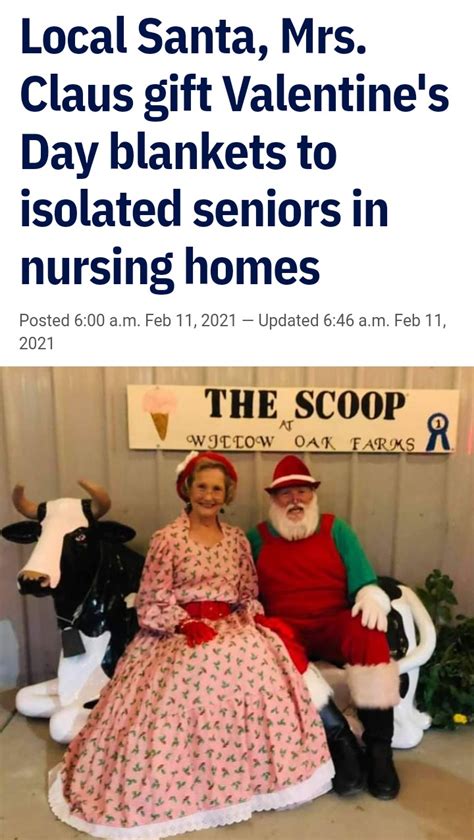 This Couple In Their Mr And Mrs Santa Personas Volunteers Their Time By Visiting Nursing Homes