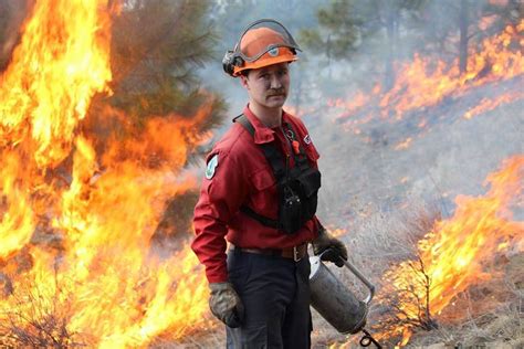 Last updated december 03, 2020. Hot and dry long weekend concerns BC Wildfire crews ...
