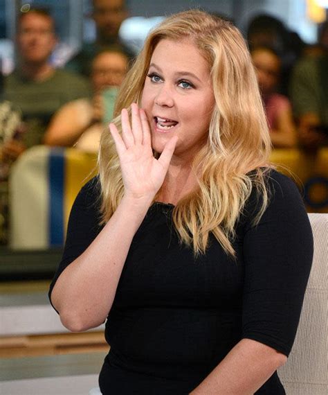 Amy Schumer Gloriously Throws Out Heckler After Crude Show Us Your Tits Comment