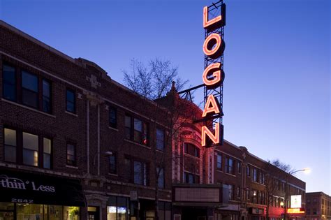 Easily rent a theater in chicago, il. The best movie theaters in Chicago, from art houses to ...