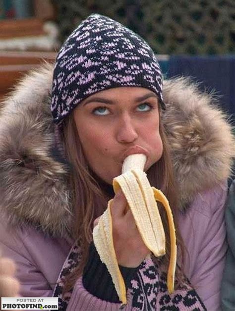 girls eating bananas gallery ebaum s world