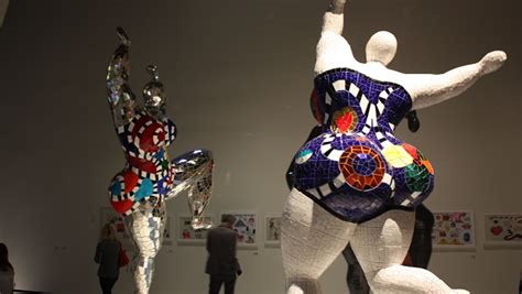 L Oeuvre De Niki De Saint Phalle S Expose Au Grand Palais 32490 Hot