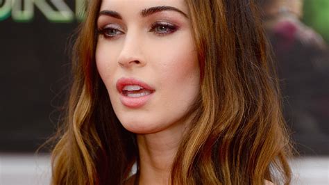 megan fox is not having sex or eating anything delicious