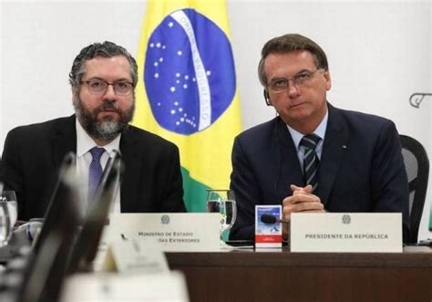 Bahiaba Bolsonaro Critica Ernesto Araújo E Avalia Saída Do Ministro Após Problemas Com A China