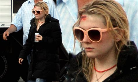 Abigail Breslin Gets Back To Work On Set Of The Hive