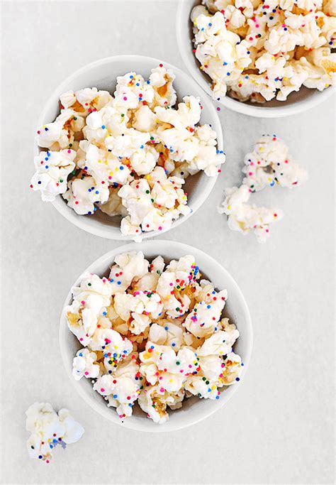 Five Fancy Ways To Serve Popcorn At A Party