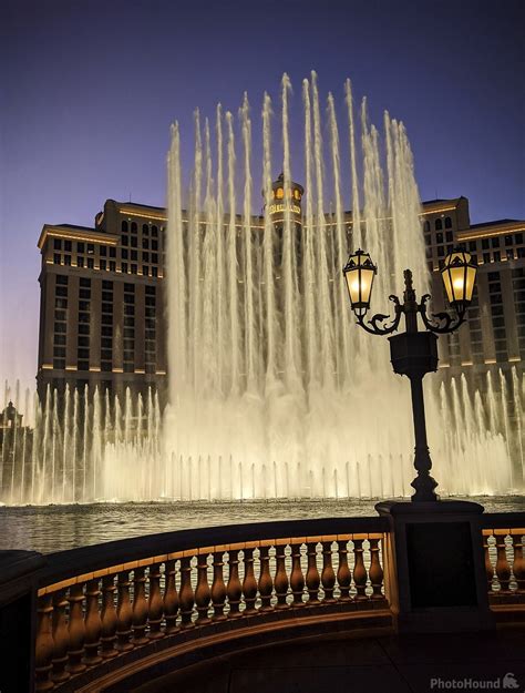 Image Of Bellagio Fountains By Team Photohound 1027652