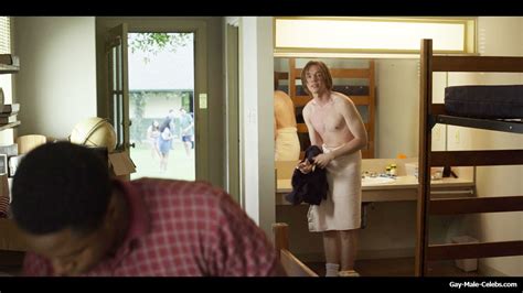 Charlie Plummer Shirtless Erotic Movie Scenes The Men Men