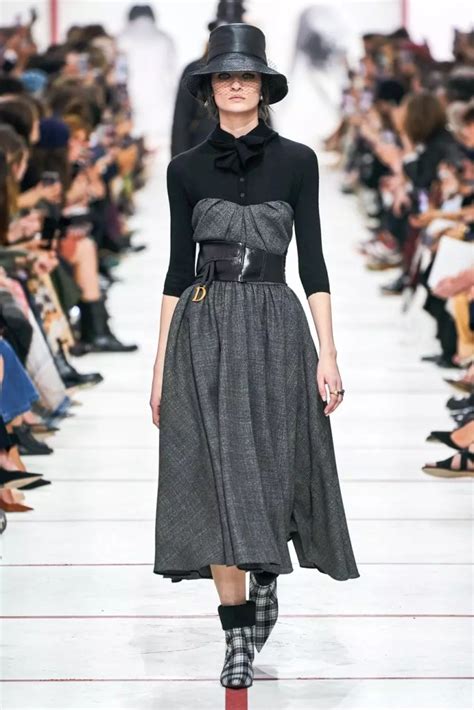 Paris Fashion Week Christian Dior Fall 2019 Collection Review ~ Alley