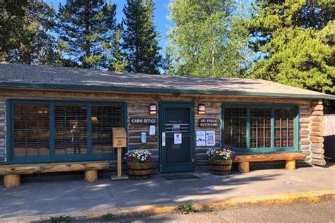 Colter Bay Village Cabins At Grand Teton Midlife Globetrotter