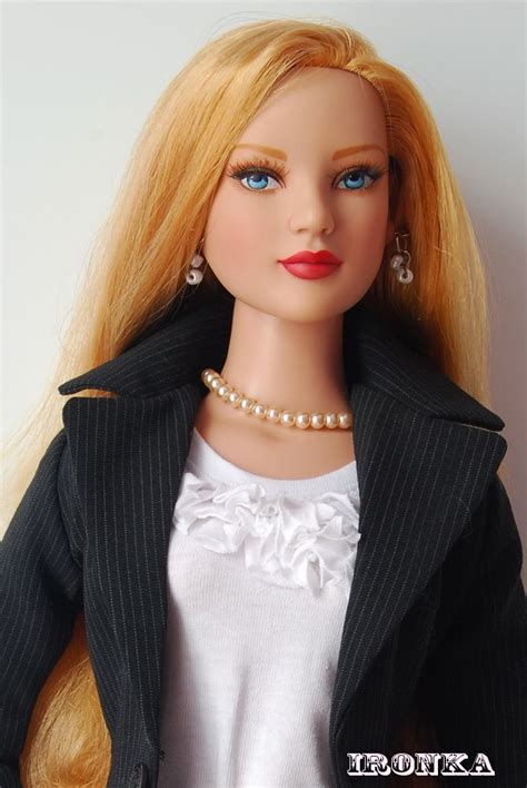 Tonner Dolls Lifelike Dolls Realistic Dolls Made To Move Barbie