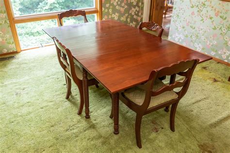 Willett Wildwood Cherry Rope Twist Drop Leaf Dining Table And Four Chairs