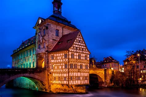 Altes Rathaus: Bamberg Foto & Bild | architektur, architektur bei nacht, rathaus Bilder auf ...