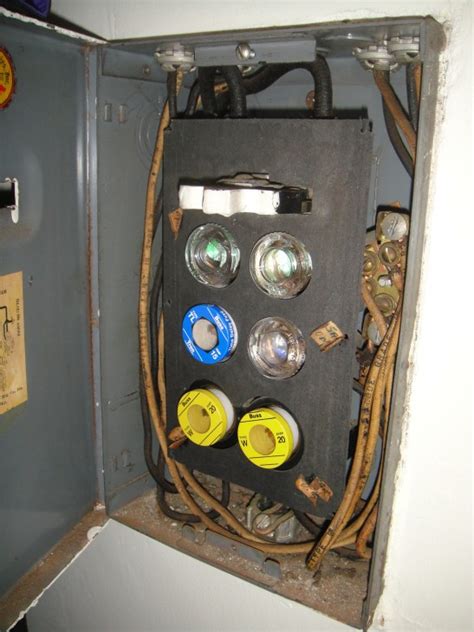 Old Style Fuse Box Circuit Breakers