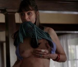 Amanda Peet Topless 5 Photos The Fappening