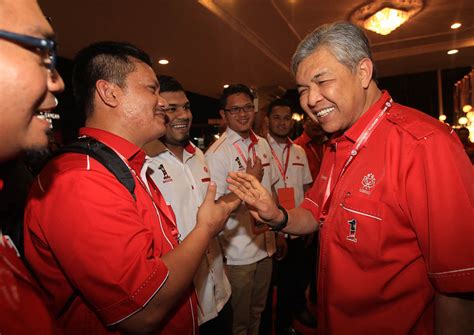 In shaa allah ada satu trip pada khamis yg baru saja dapat green light utk ke kk. Dato' Seri Ahmad Zahid Hamidi | UMNO