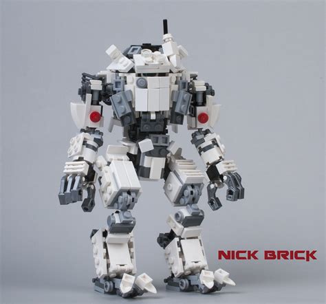 Titanfall Atlas Titan Minifigure Scale Model Of The Atlas Flickr