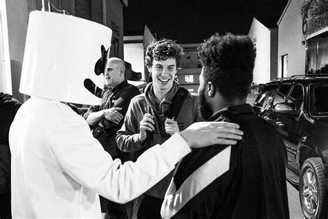 Shawn peter raul mendes (/ˈmɛndɛz/; Is Marshmello Actually Shawn Mendes