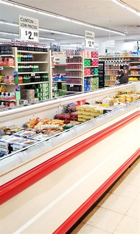 Nie da się ukryć, że brak większej aktywności pary w social mediach stworzył na przestrzeni lat spore pole do rozprzestrzeniania się wielu plotek na ich temat. IGA store view - Biscuits and Grading