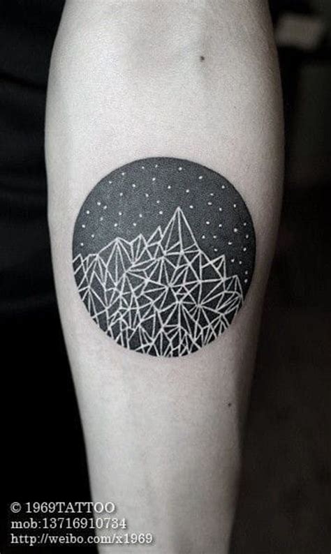 40 Flawless Geometric Tattoos Tattoodo Neue Tattoos Body Art Tattoos