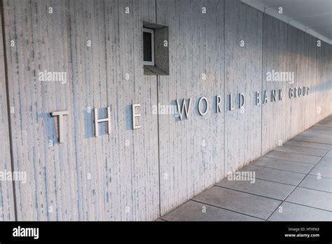 World Bank Building Washington Hi Res Stock Photography And Images Alamy