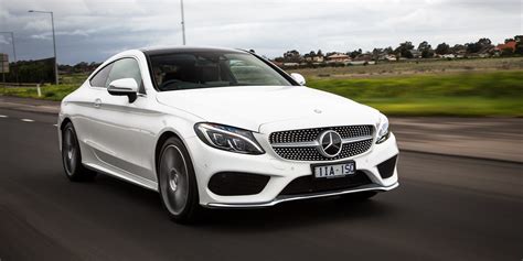 El clase c300 coupé cuenta con una serie de asistencias a la conducción inéditas para un vehículo de sus características, como el sistema parktronic con ayuda prestaciones. mercedes, Benz, C 300, Coupe, Amg, Line, Au spec, c205 , Cars, White, 2016 Wallpapers HD ...