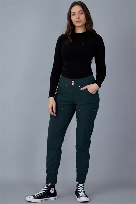 Casual Stroll Pants Forest Green