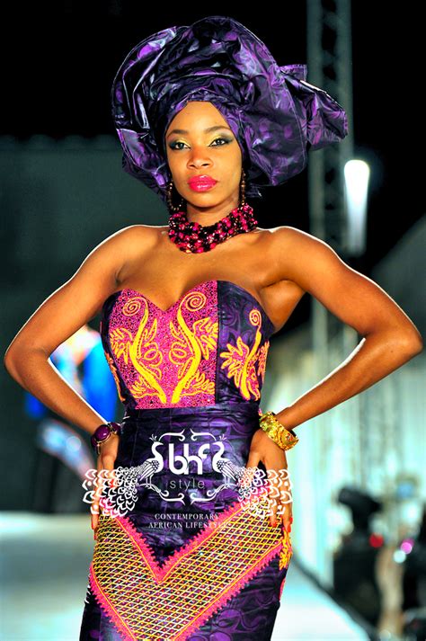 African Fashion Shows Retrato De Mulher Moda Estilos