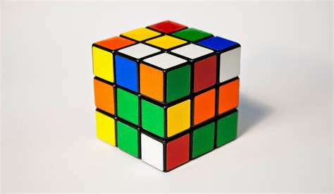 El Mmundo Con Dos Emes El Legado Del Cubo De Rubik