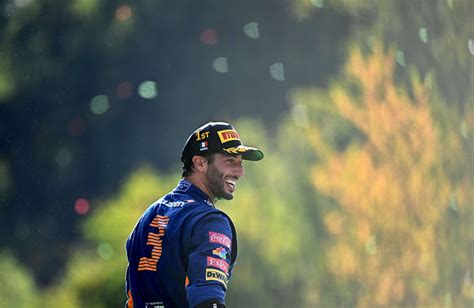 Daniel Ricciardo Set To Drive Earnhardt Nascar Stock Car At Us Gp After Winning Bet With Zak