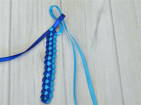 Ribbon lei diy ribbon ribbon crafts ribbons how to make leis how to make ribbon beautiful handmade leis by paddy lei! How to Make a Ribbon Lei Tutorial for Graduation in 30 Minutes