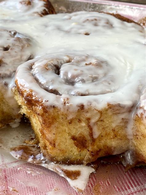Canned Cinnamon Rolls With Cream Plowing Through Life