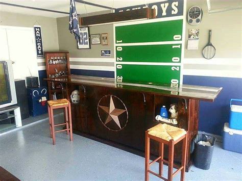 Search the official site now and find the best dallas cowboys merchandise at the best prices. Pin by Charles Stacks on Dallas Cowboys Man Caves | Diy ...