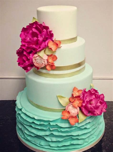 Beautiful Bridal Floral Wedding Cakes