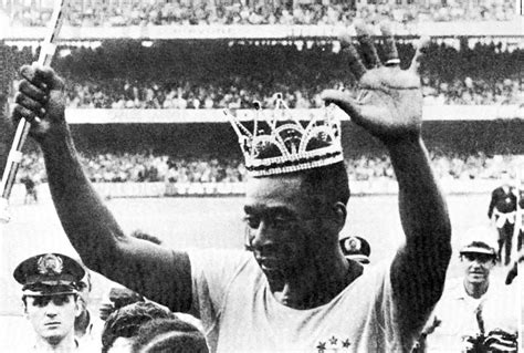Pourquoi Pelé était Le Roi Et Restera Une Légende Upday News