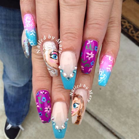 Frozen Elsa And Ana Nails Disney Nails Nail Art Techniques Fantasy