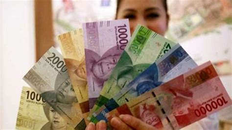Dengan hasil itu, rupiah pun menjadi mata uang dengan penguatan terbesar di kawasan pada minggu ini. BI : Dari Rp 239 Triliun Yang Disiapkan Selama Lebaran, Rp ...