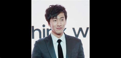 He made special appearances in the kbs 2tv drama descendants of the sun, the tvn drama dear my the surprise and gladness caused by one special appearance is quite big, dear my friends, descendants of the sun, entourage, hwarang, it's. Lee Kwang Soo | Wiki | Vida de Dorameiro Amino