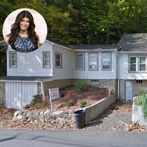 Real Housewives Of New Jersey House Sold Teresa Giudices House Sells For 100