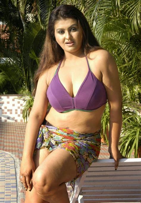 Sona Aunty Bikini Hot Images From Tamil Movie