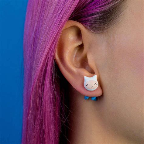Rita Creates Adorable Cat Earrings That Will Make You Meow So Hard