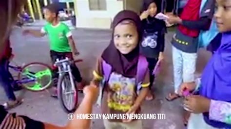 Mari tempah homestay aqil khas untuk muslim. Homestay Kampung Mengkuang Titi, Pulau Pinang - YouTube