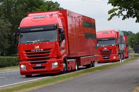 Courses Iveco Trucks Ferrari F1 Teams Pins In Love