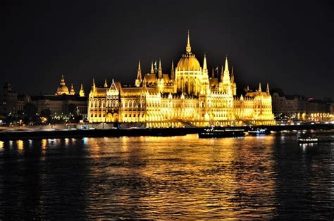 Guide privé à budapest, guide francophone budapest et hongrie, recommandé par tripadvisor, hors des sentiers battus, programmes sur mesure. Guide Hongrie (Budapest): UPDATED 2020 All You Need to ...