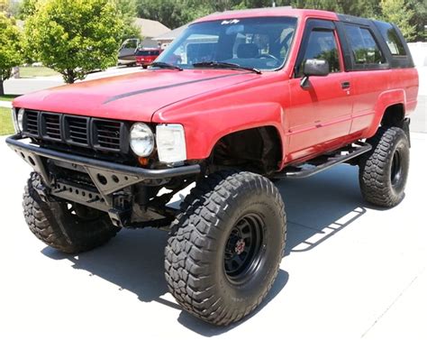 The wheelbase is 103 inches or 106 inches with a rear spring swap. FS MidWest: 1985 Toyota 4Runner SR5 - YotaTech Forums