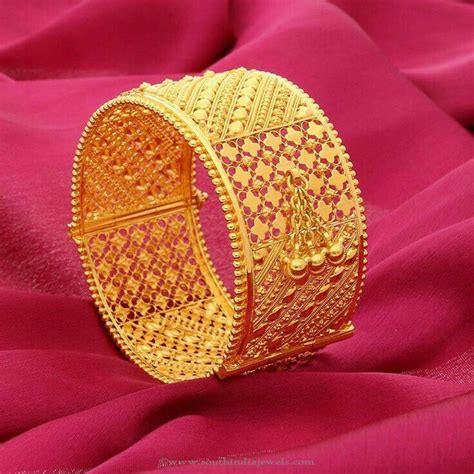 South Indian Gold Big Kada Gold Bangles Design Gold Bangles