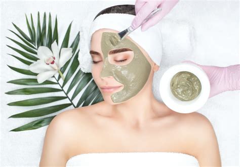 A Guide To Every Type Of Face Mask And How To Choose The Best One For You